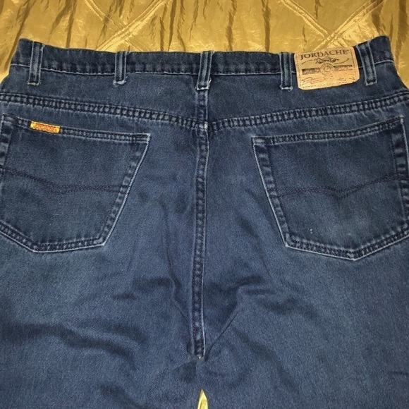 Jordache Men’s Jeans EUC 40x32 No signs of wear - Picture 4 of 4